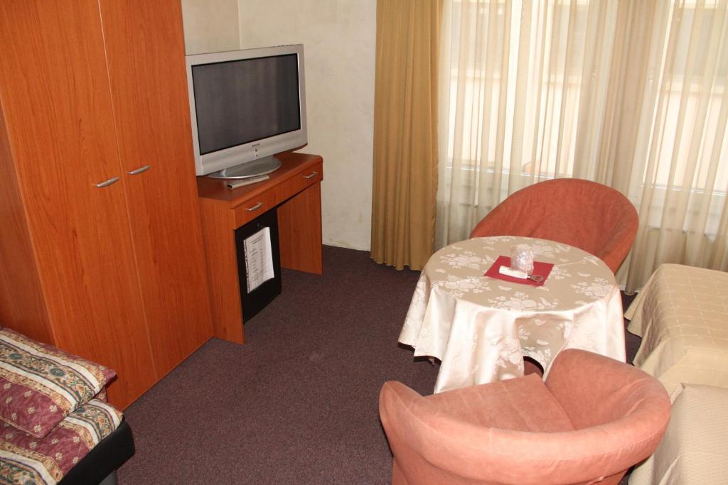 Auberge Gaglioti Luxembourg Room photo